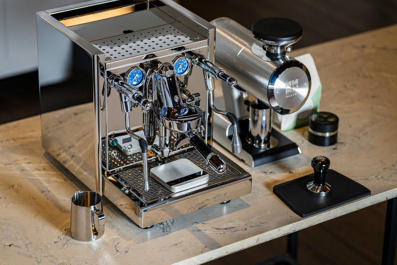 The Best Grinder for Decaf Without Flavor Crossover