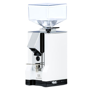 Front view of Eureka Mignon Silenzio 55 grinder in black chrome with clear hopper and 55 SILENZIO badge.