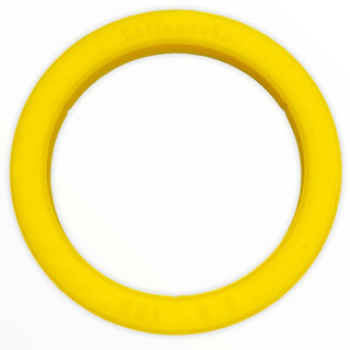 Premium E61 maintenance kit featuring a yellow silicone gasket and a shower screen